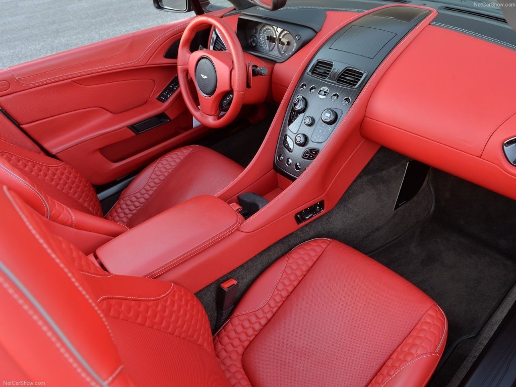 Aston Martin Vanquish Volante 5.9 V12 Touchtronic III